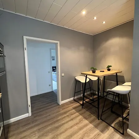 Monteurdomizil Uebach-palenberg Tatil Evi *